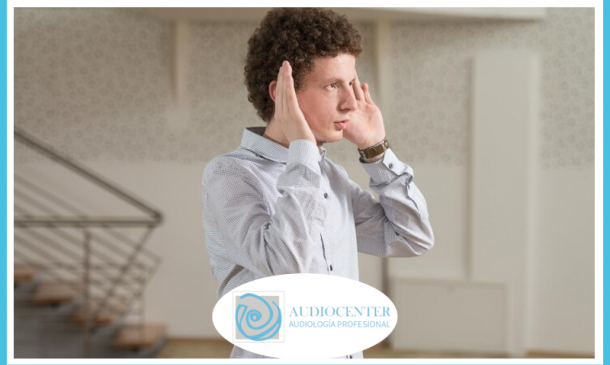 Chico con dolor de oídos